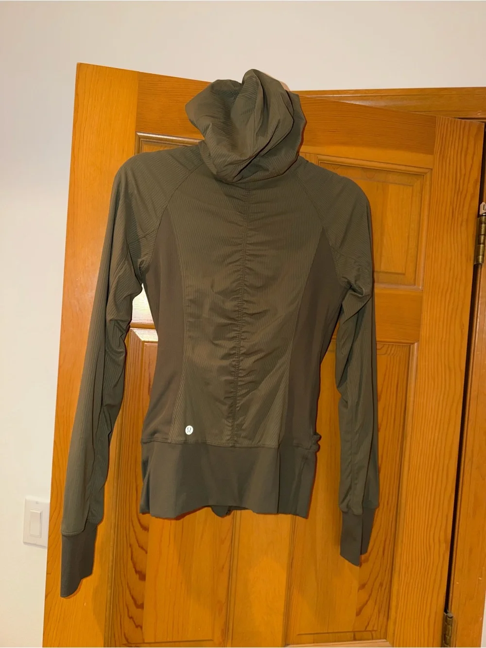 Lululemon Reversible Full Zip Hooded Jacket Olive Green Size 6 Thumbholes